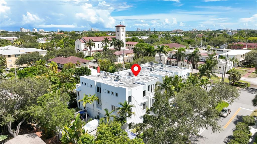 302 NE 8th Ave Unit: 0