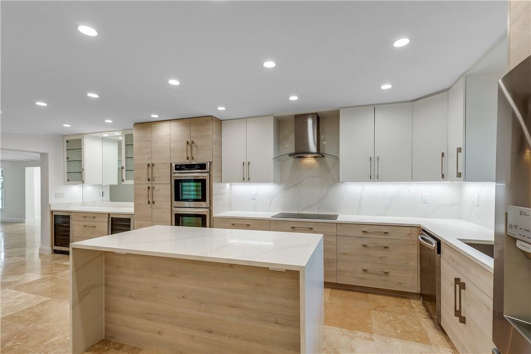 1951 SE 24 AVE