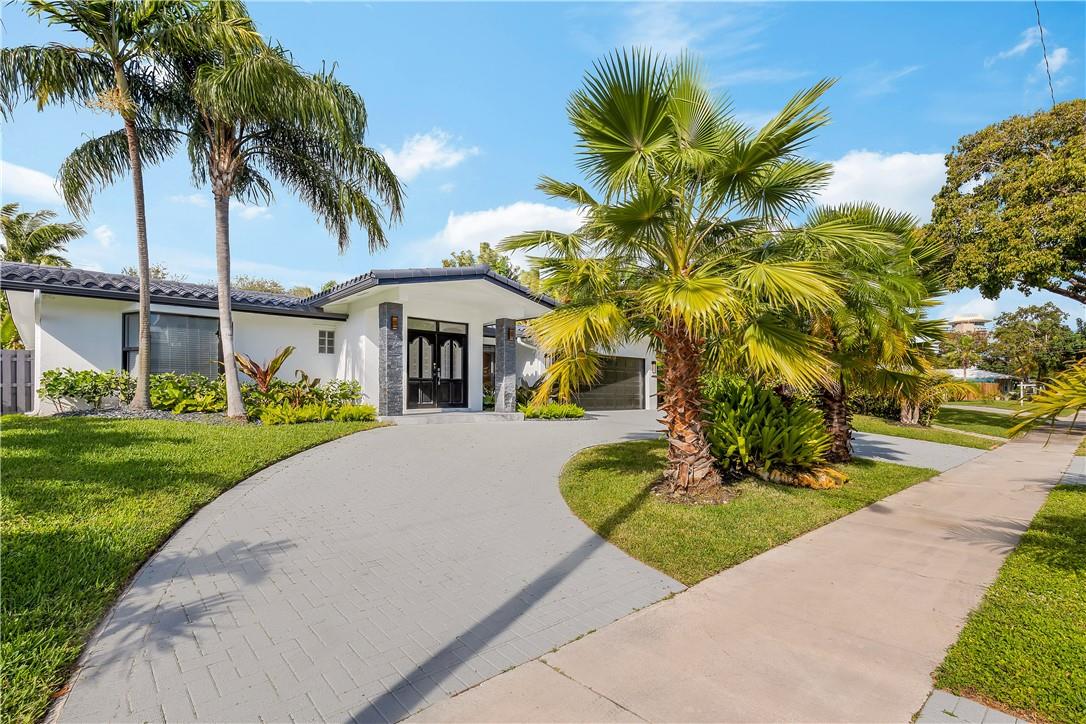 1951 SE 24 AVE