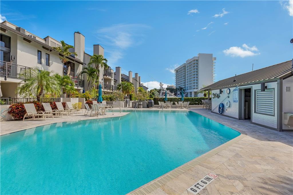 16 Portside Dr Unit: 16C