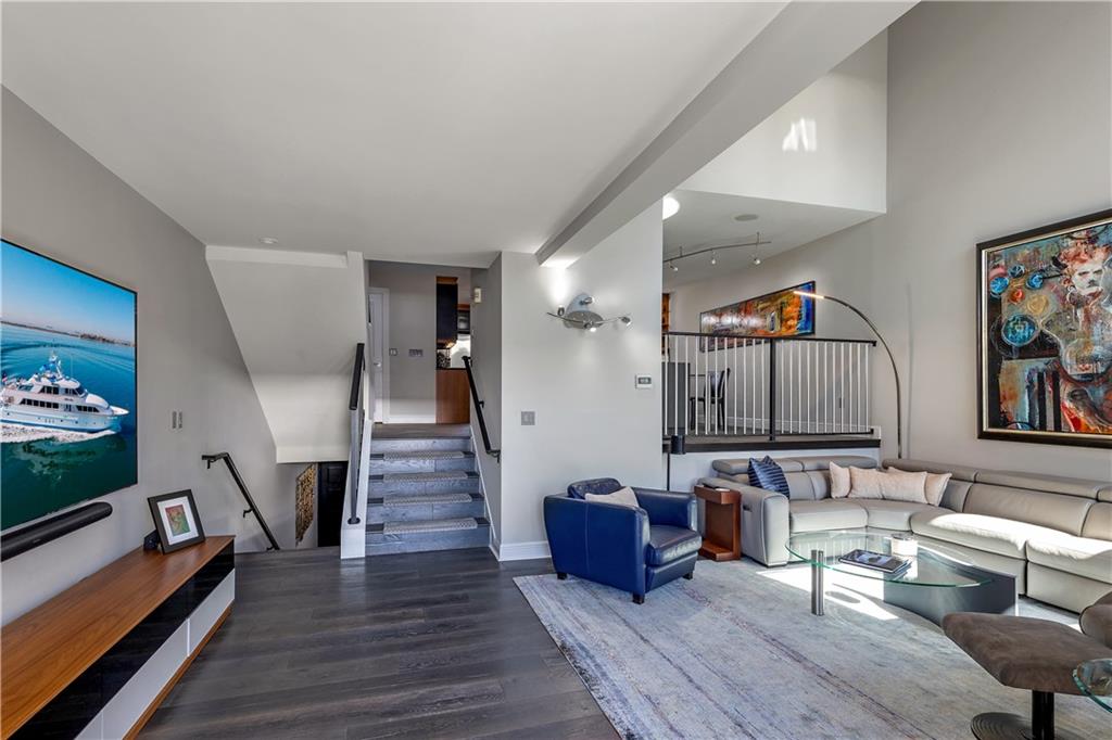 16 Portside Dr Unit: 16C