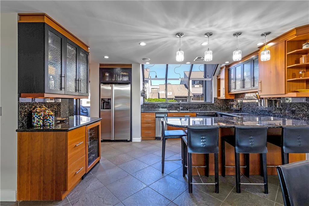 16 Portside Dr Unit: 16C