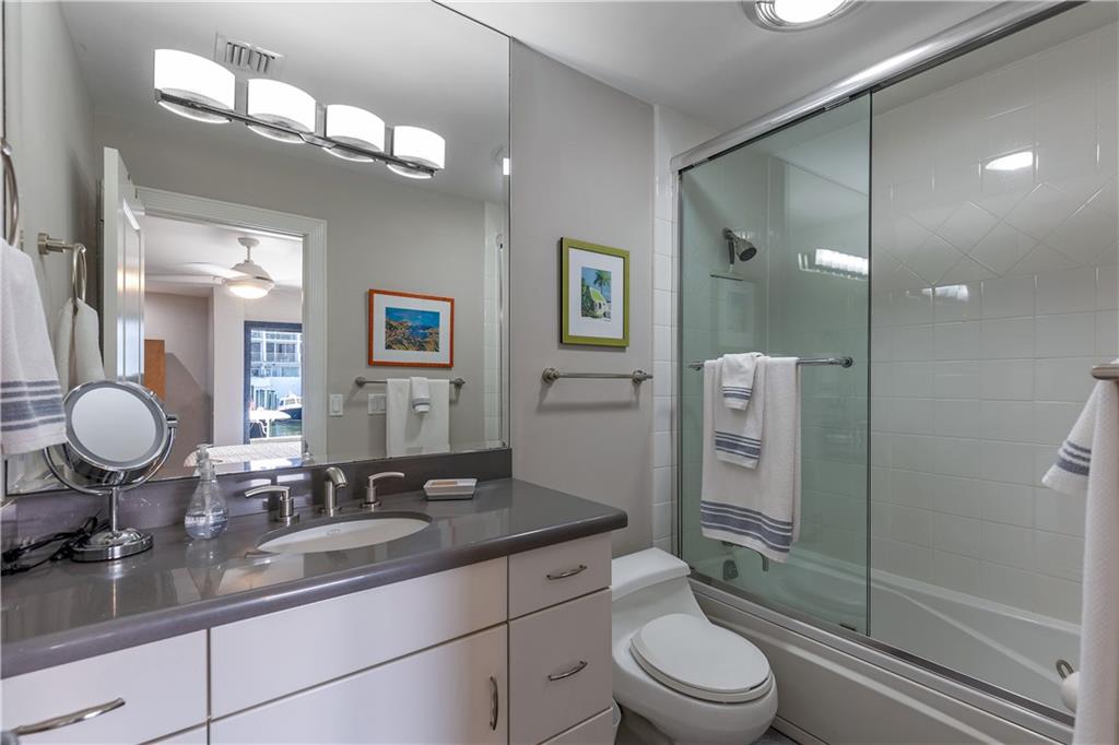 16 Portside Dr Unit: 16C