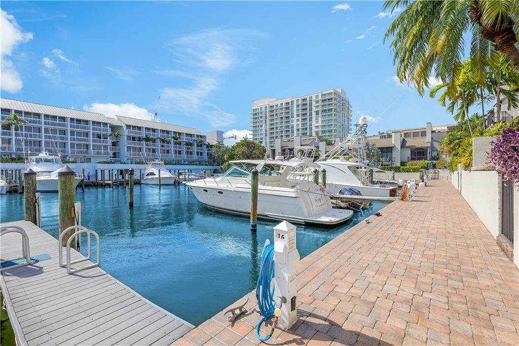 16 Portside Dr Unit: 16C