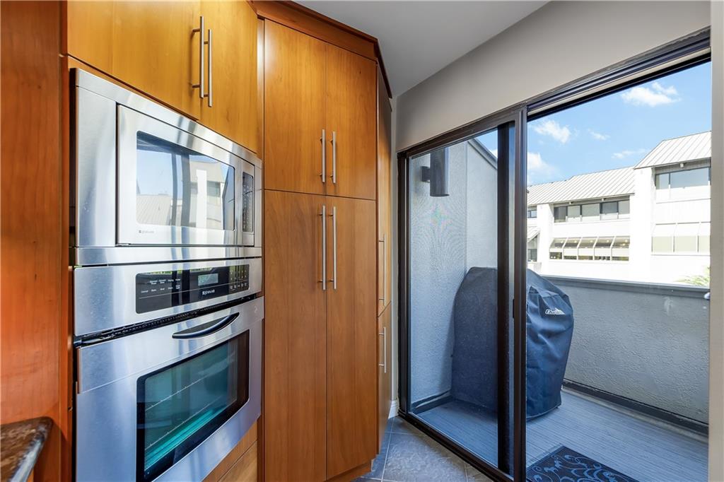 16 Portside Dr Unit: 16C