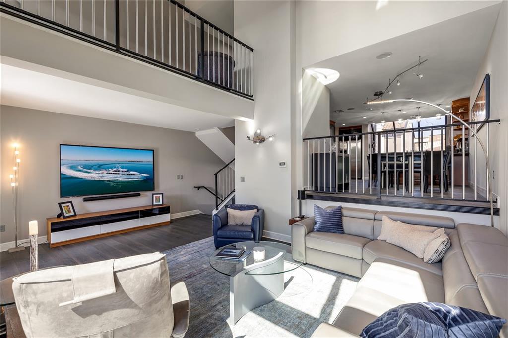 16 Portside Dr Unit: 16C