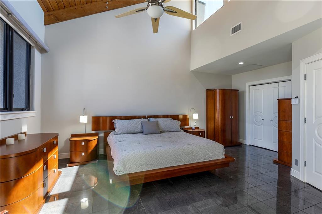 16 Portside Dr Unit: 16C