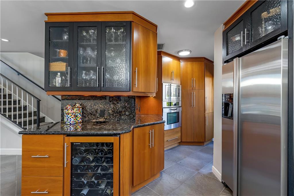 16 Portside Dr Unit: 16C