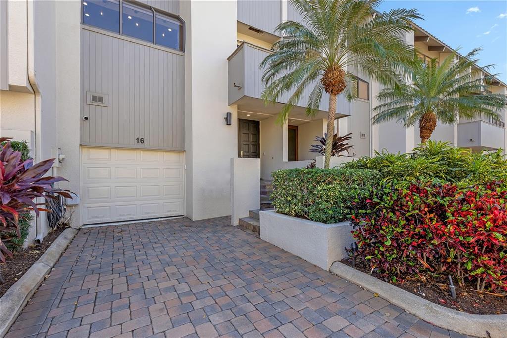16 Portside Dr Unit: 16C