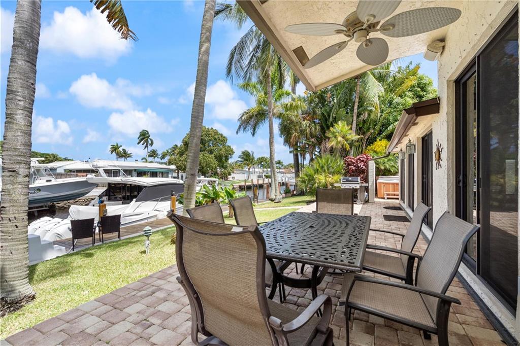 1319 Avocado Isle