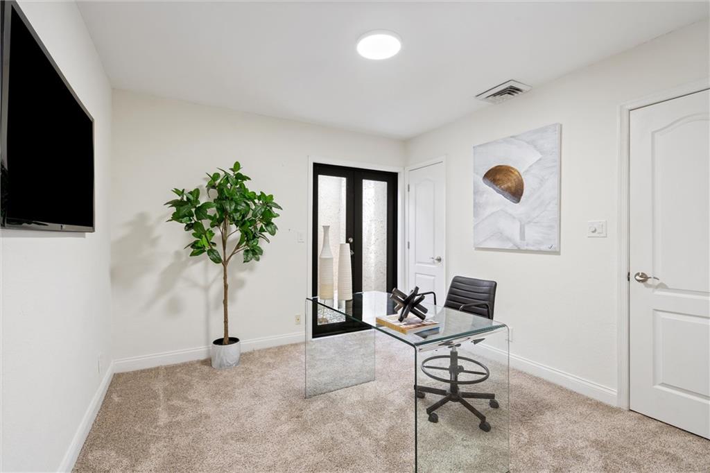 1319 Avocado Isle