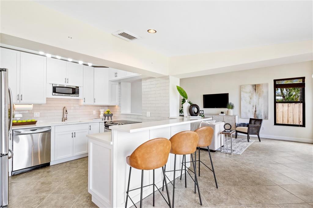 1319 Avocado Isle