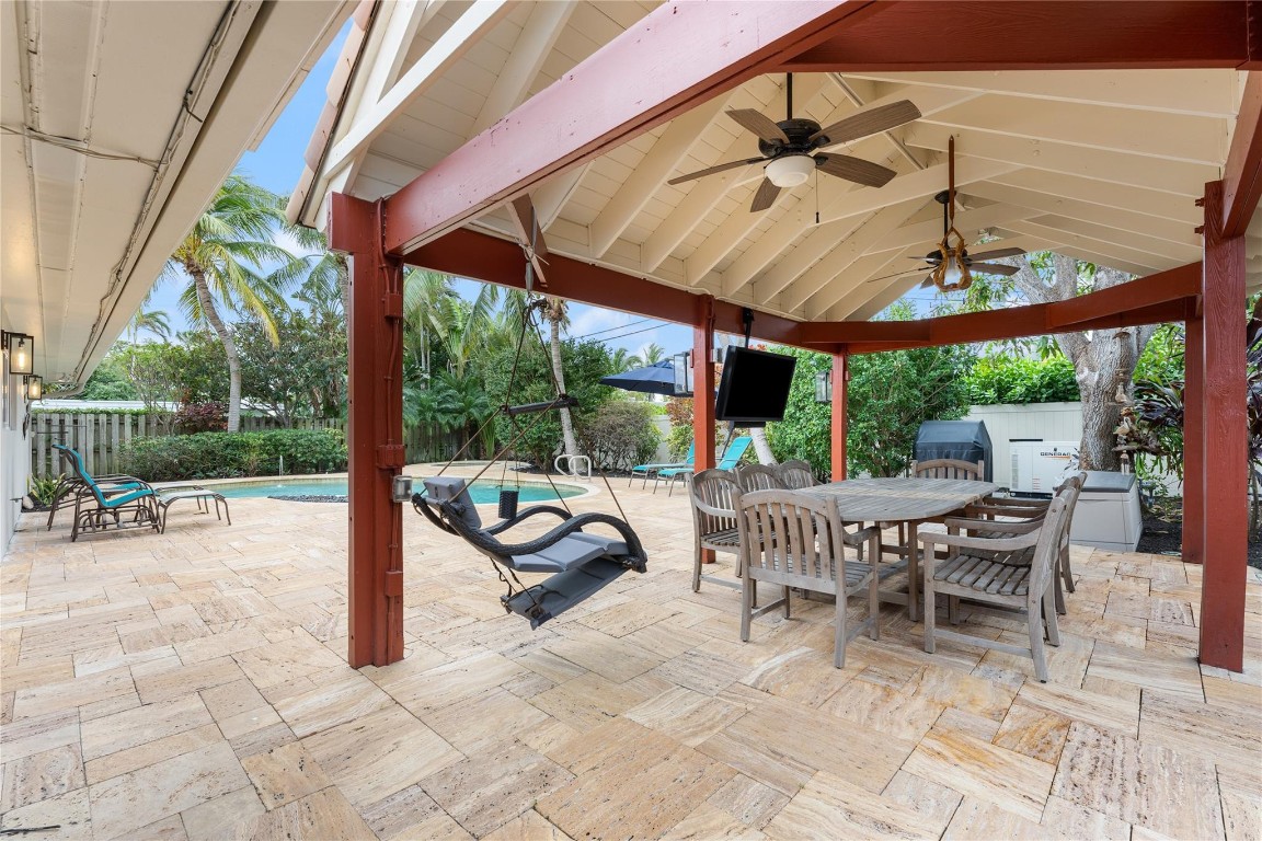 1823 Admirals Way