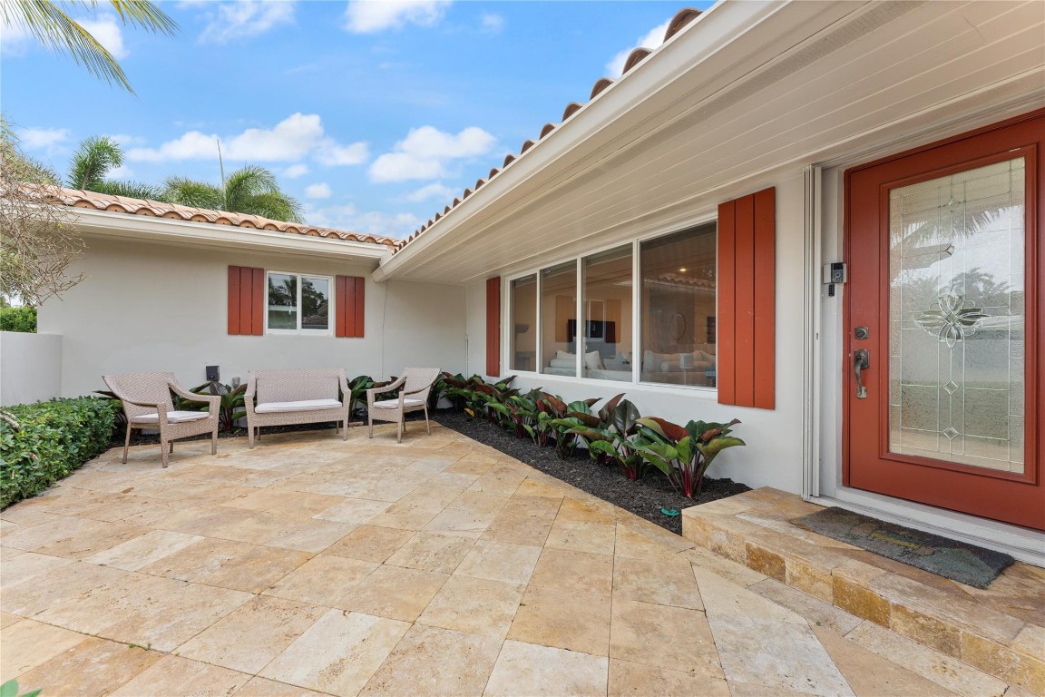 1823 Admirals Way
