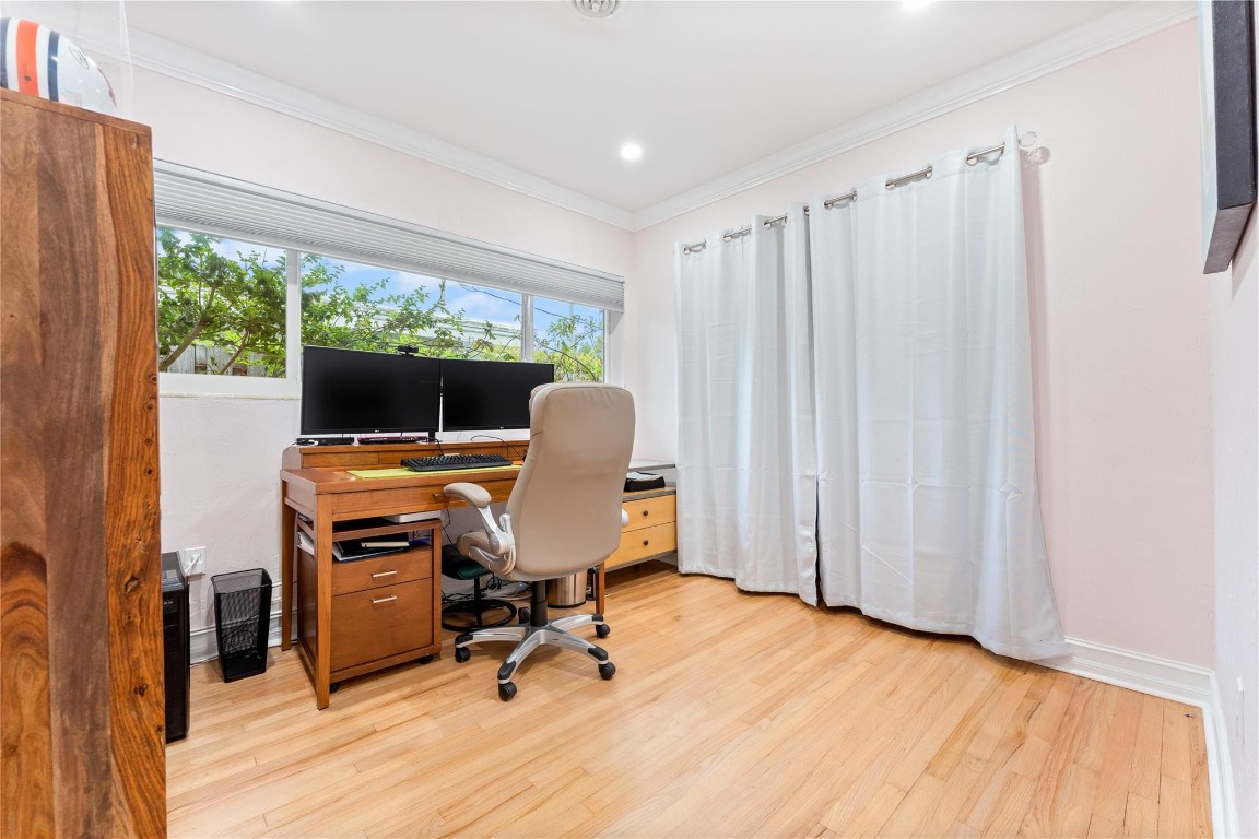 1823 Admirals Way