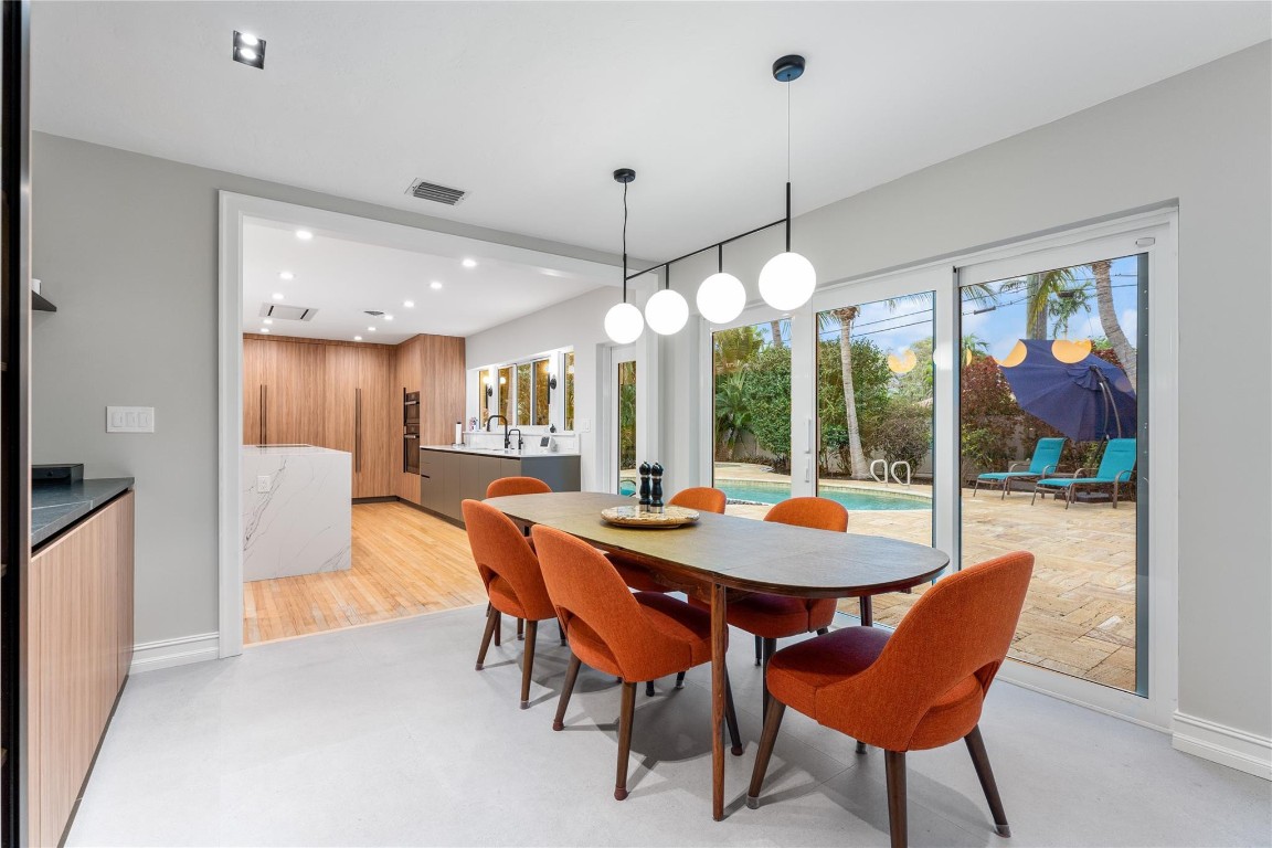1823 Admirals Way
