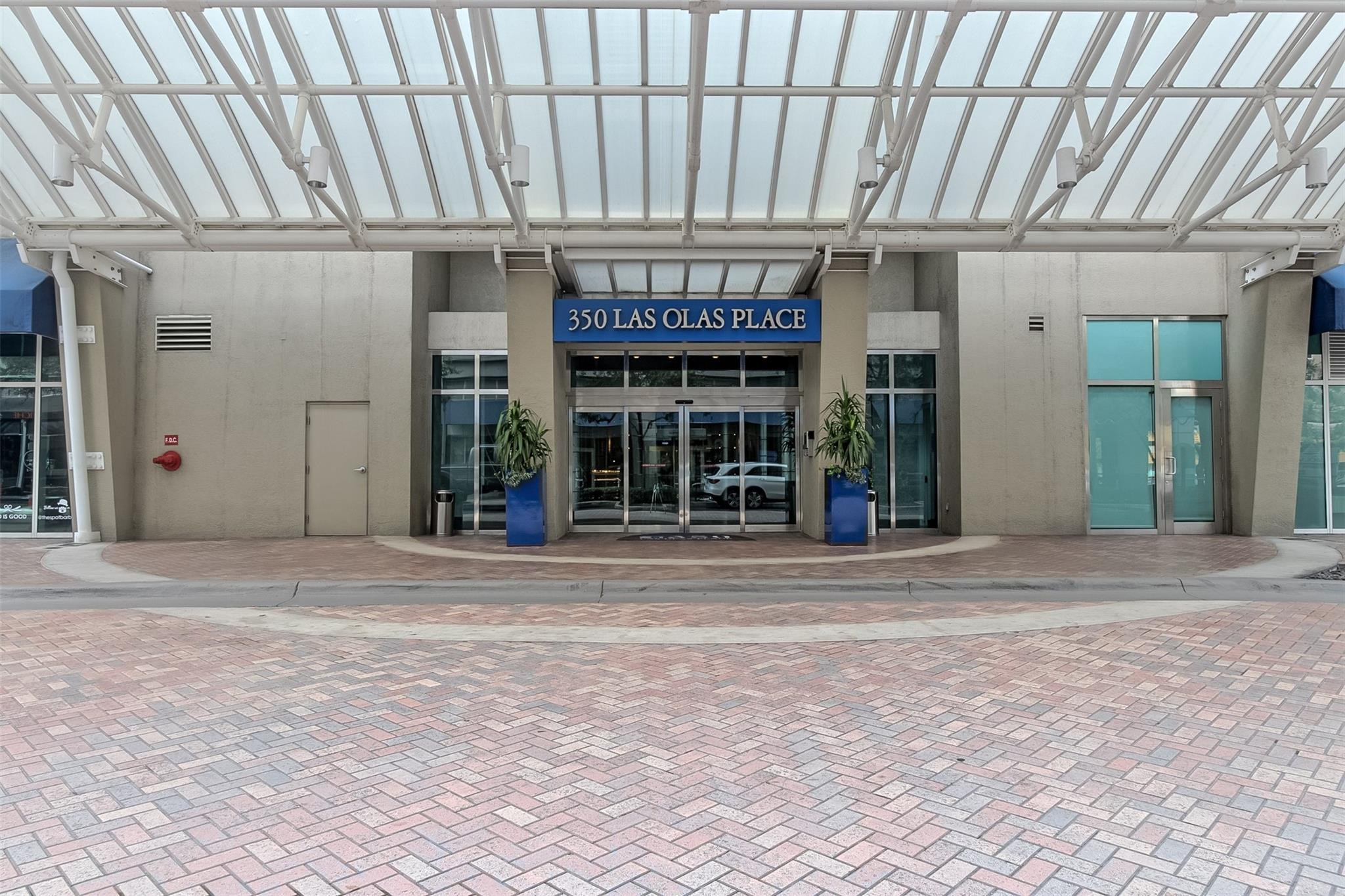 350 SE 2nd St 2450