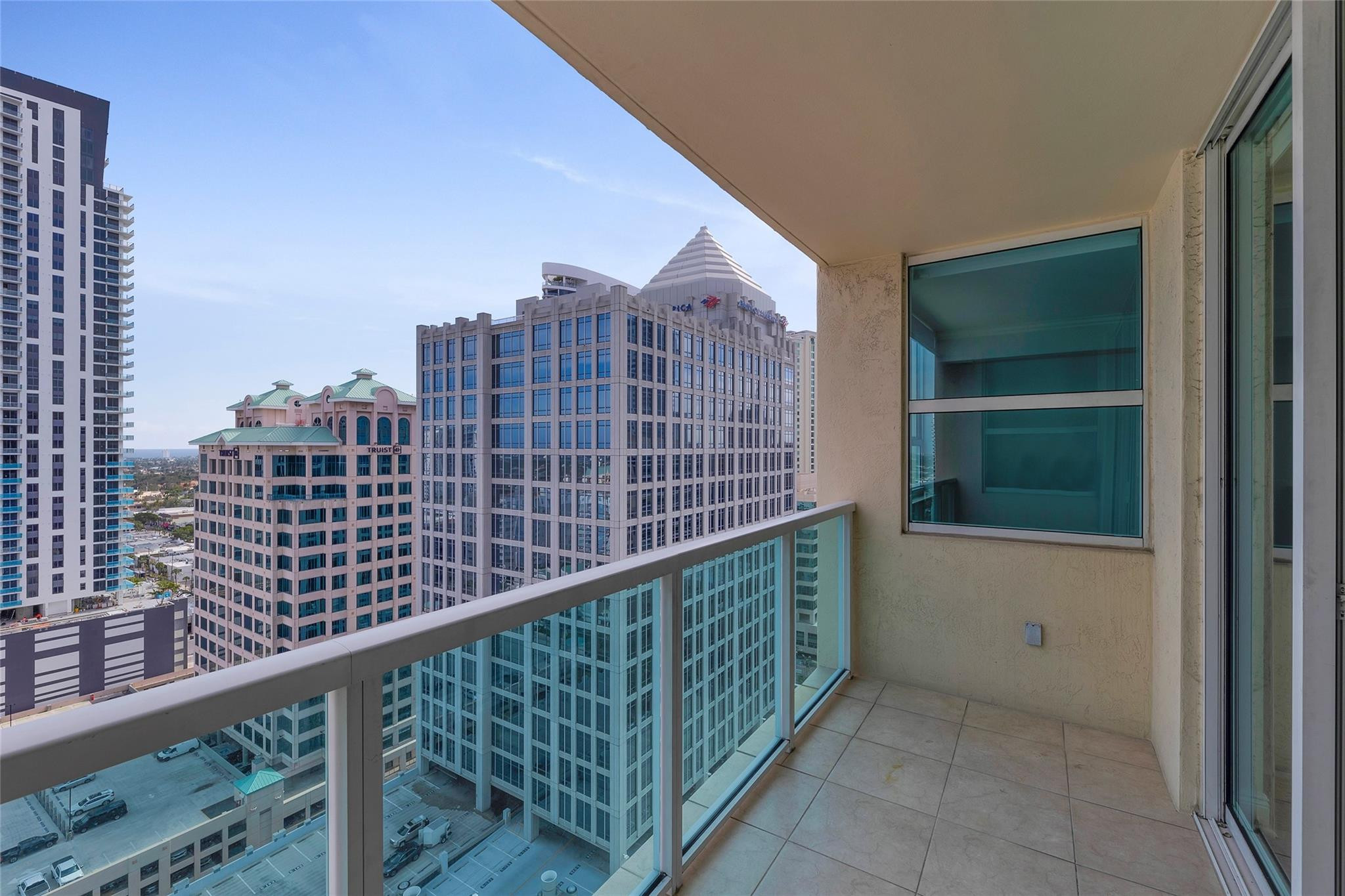 350 SE 2nd St 2450