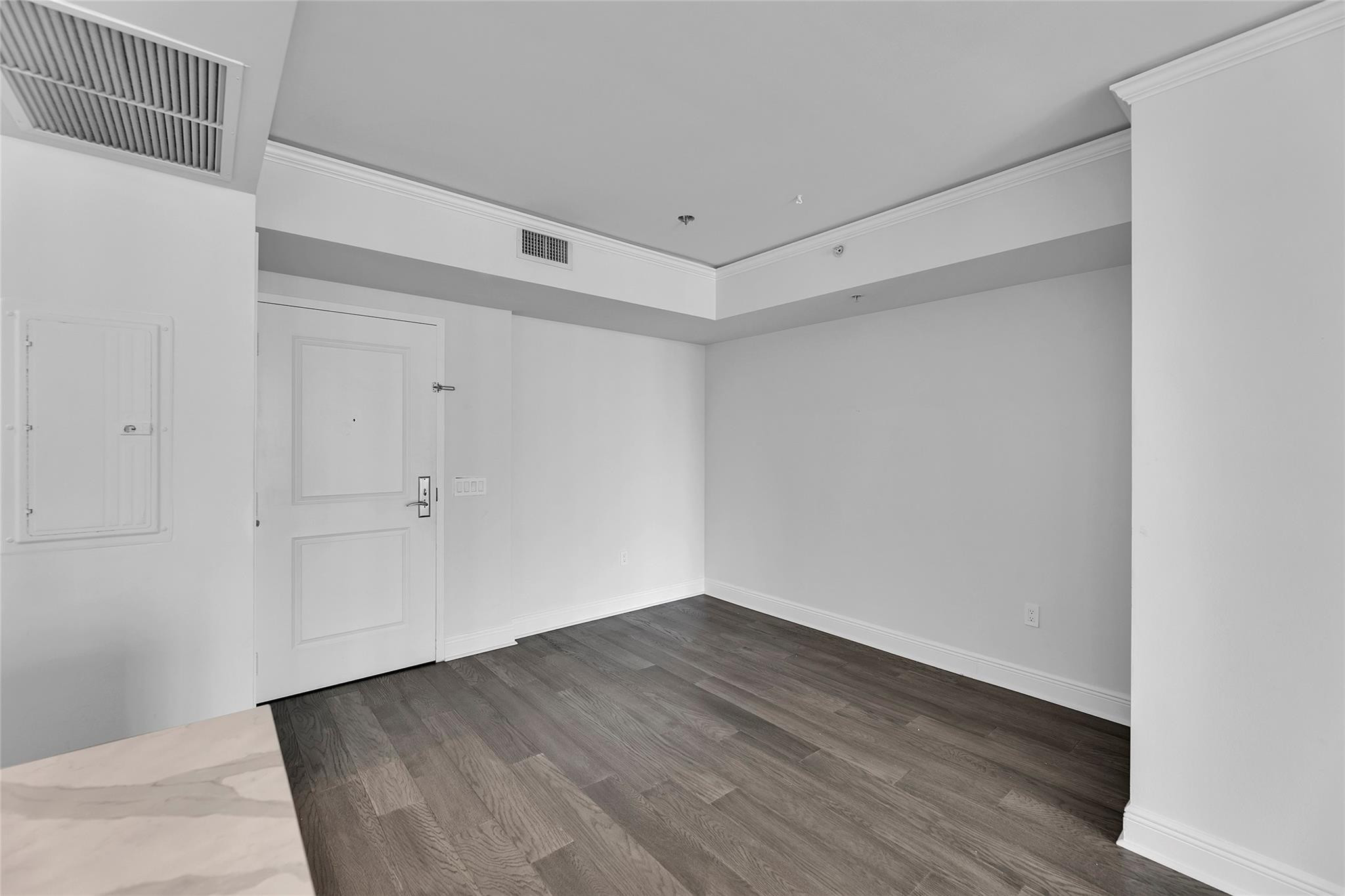 350 SE 2nd St 2450