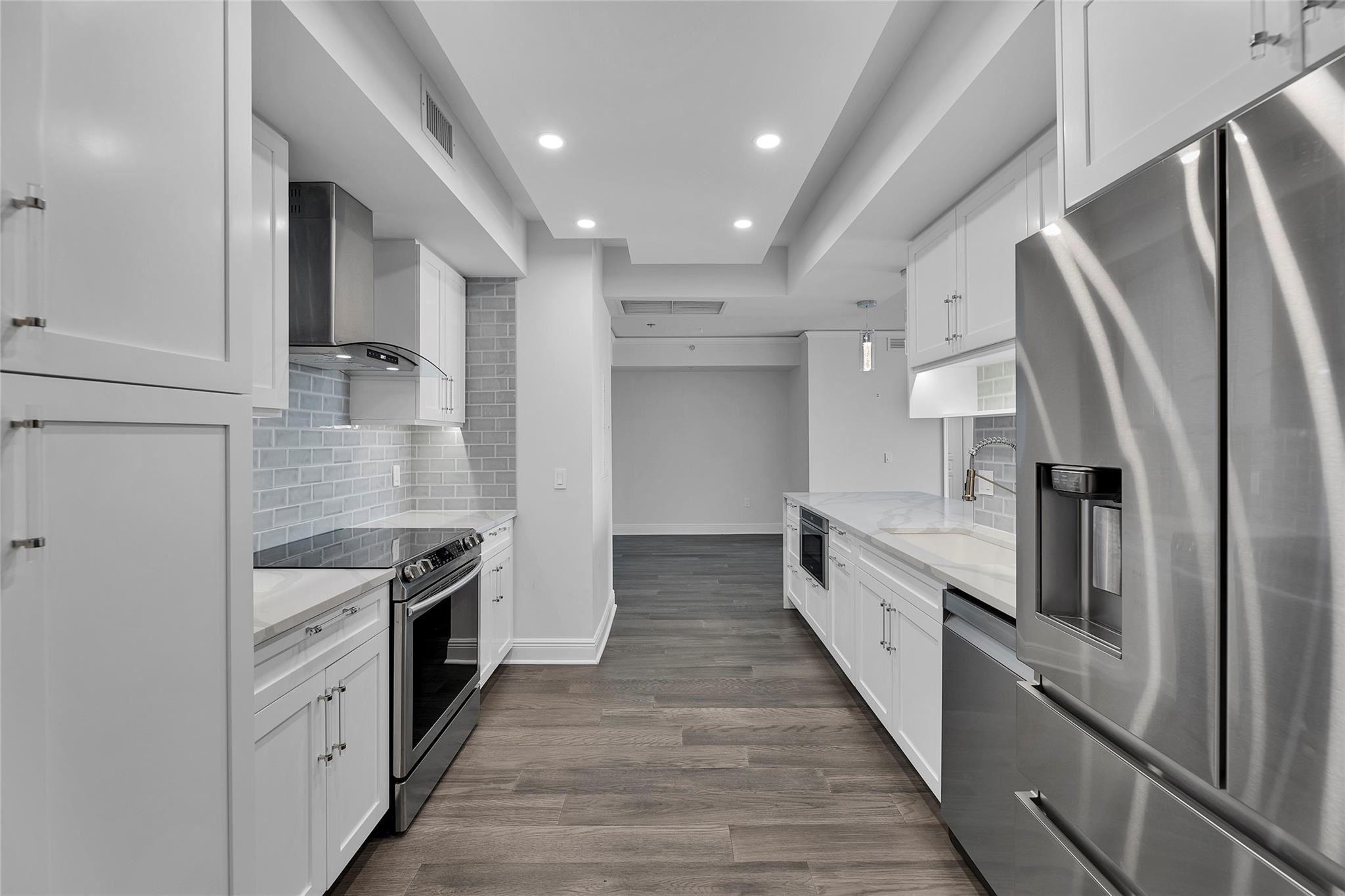 350 SE 2nd St 2450