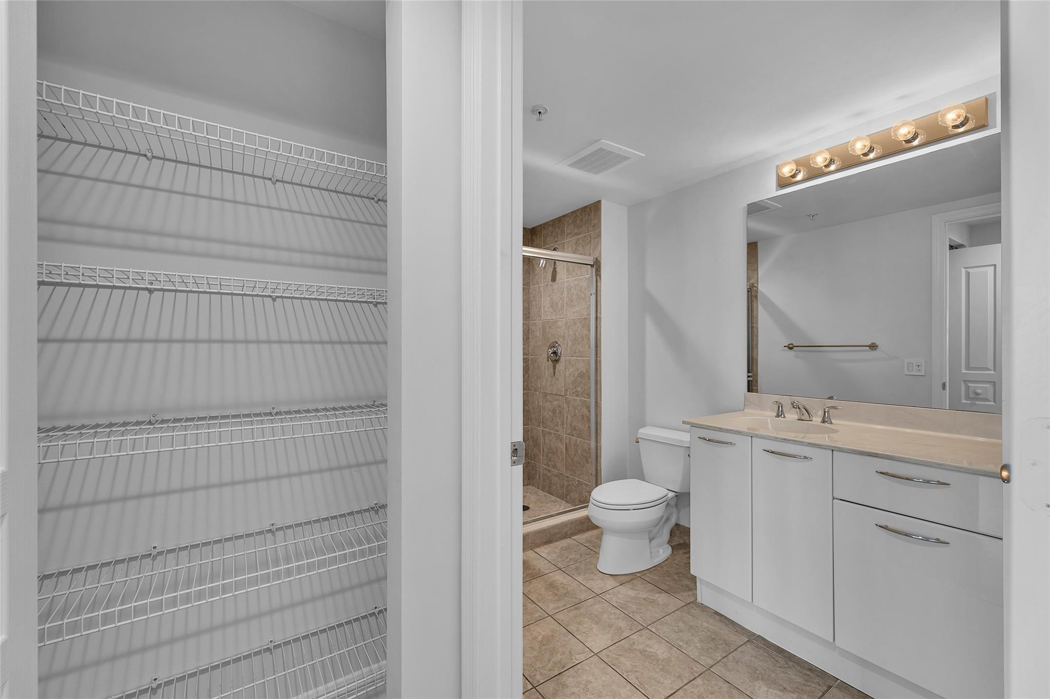 350 SE 2nd St 2450
