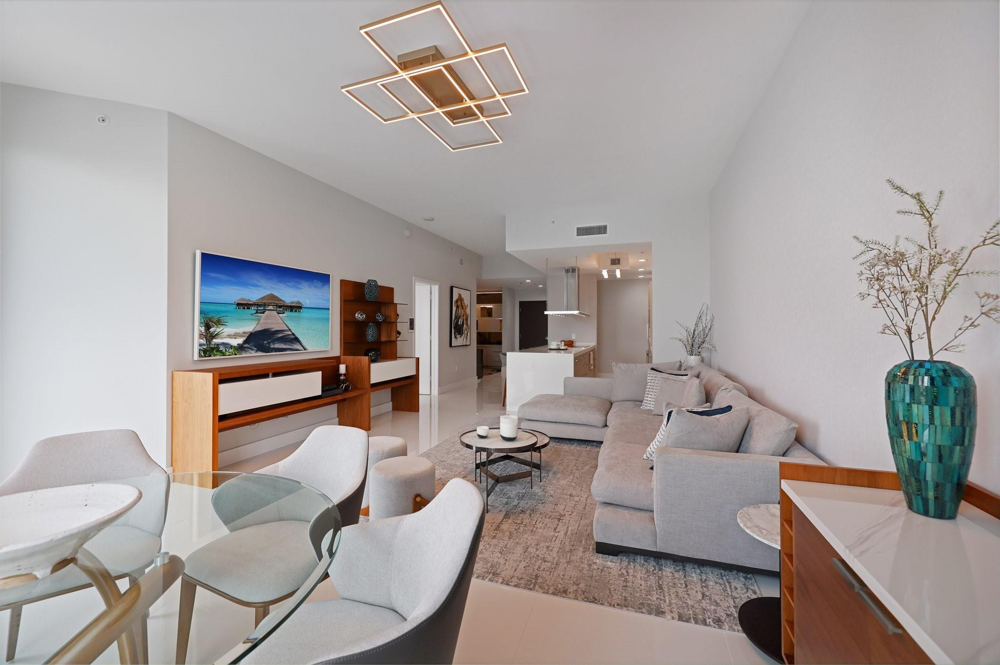 17301 Biscayne Blvd LPH-6