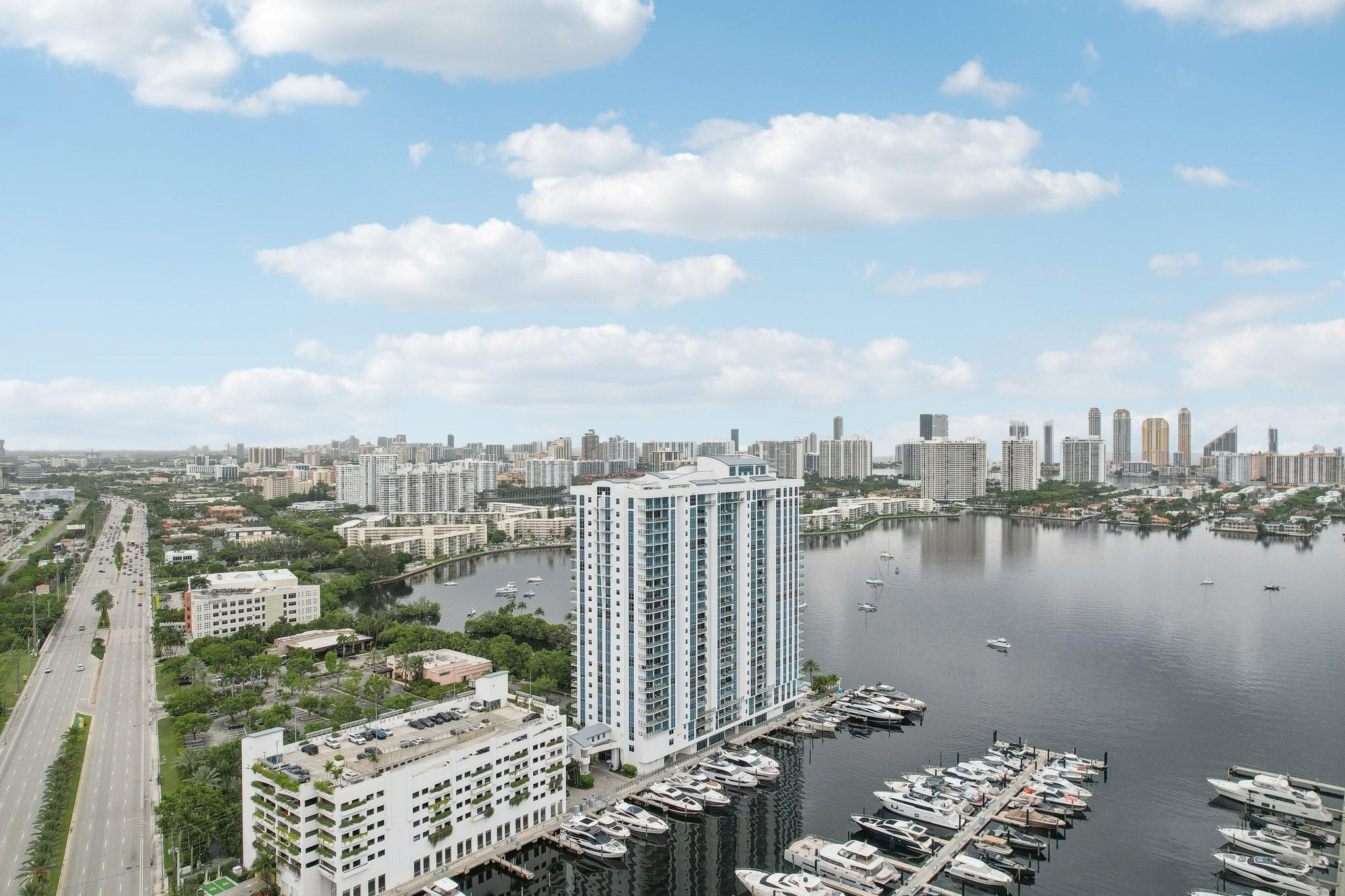 17301 Biscayne Blvd LPH-6