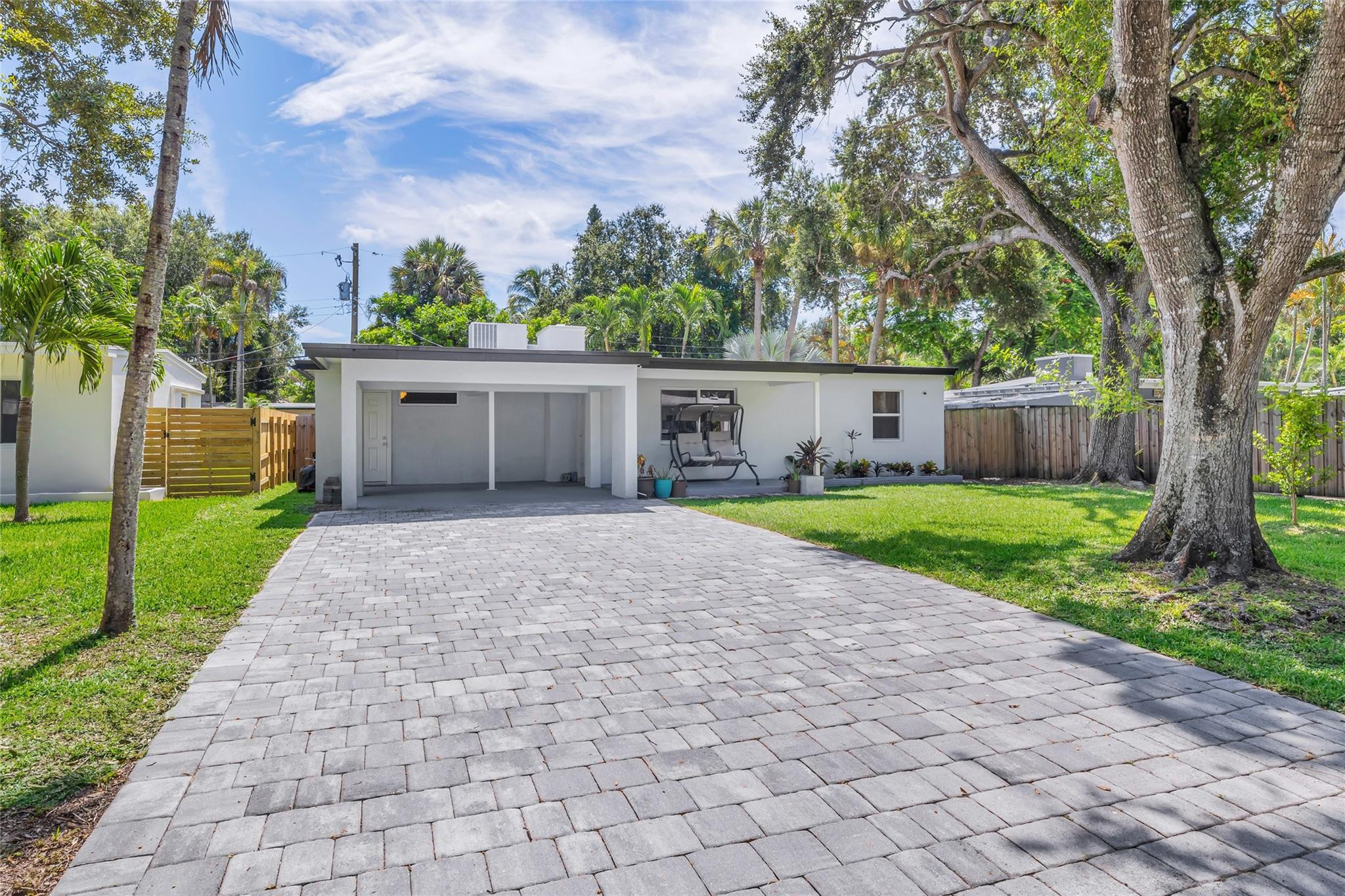 1324 SW 19th Avenue