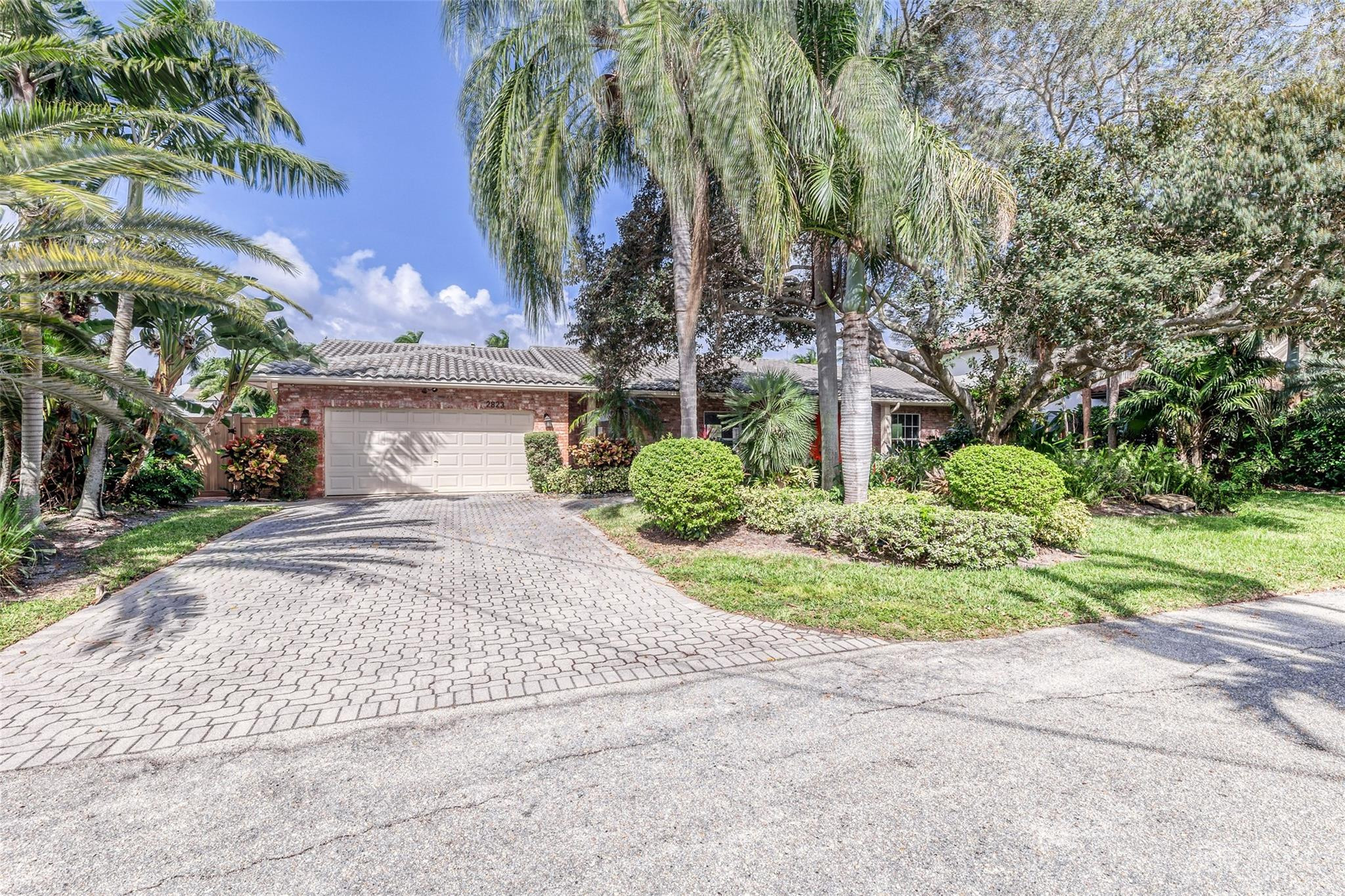 2823 NE 24th Pl
