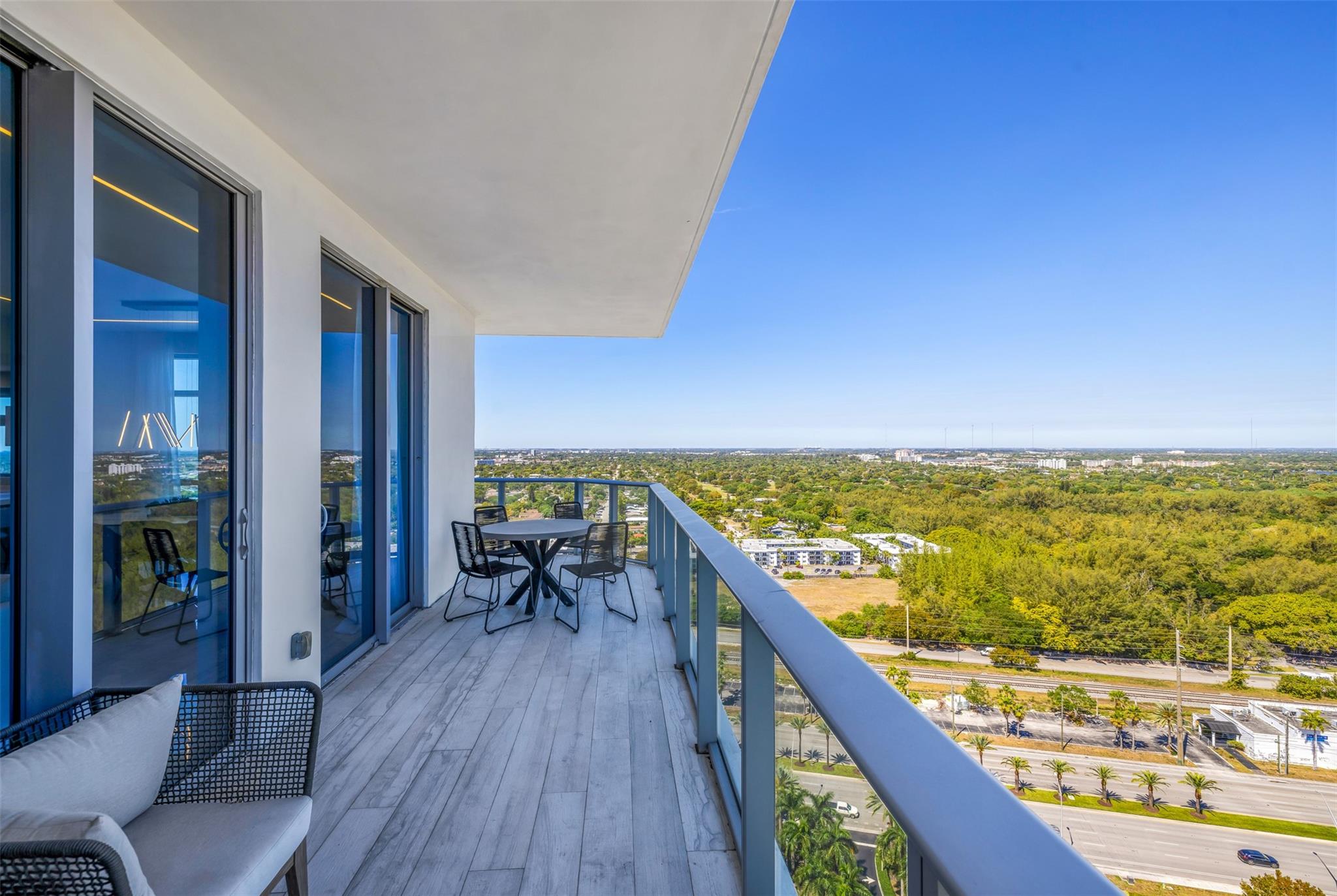 17301 Biscayne Blvd LPH2