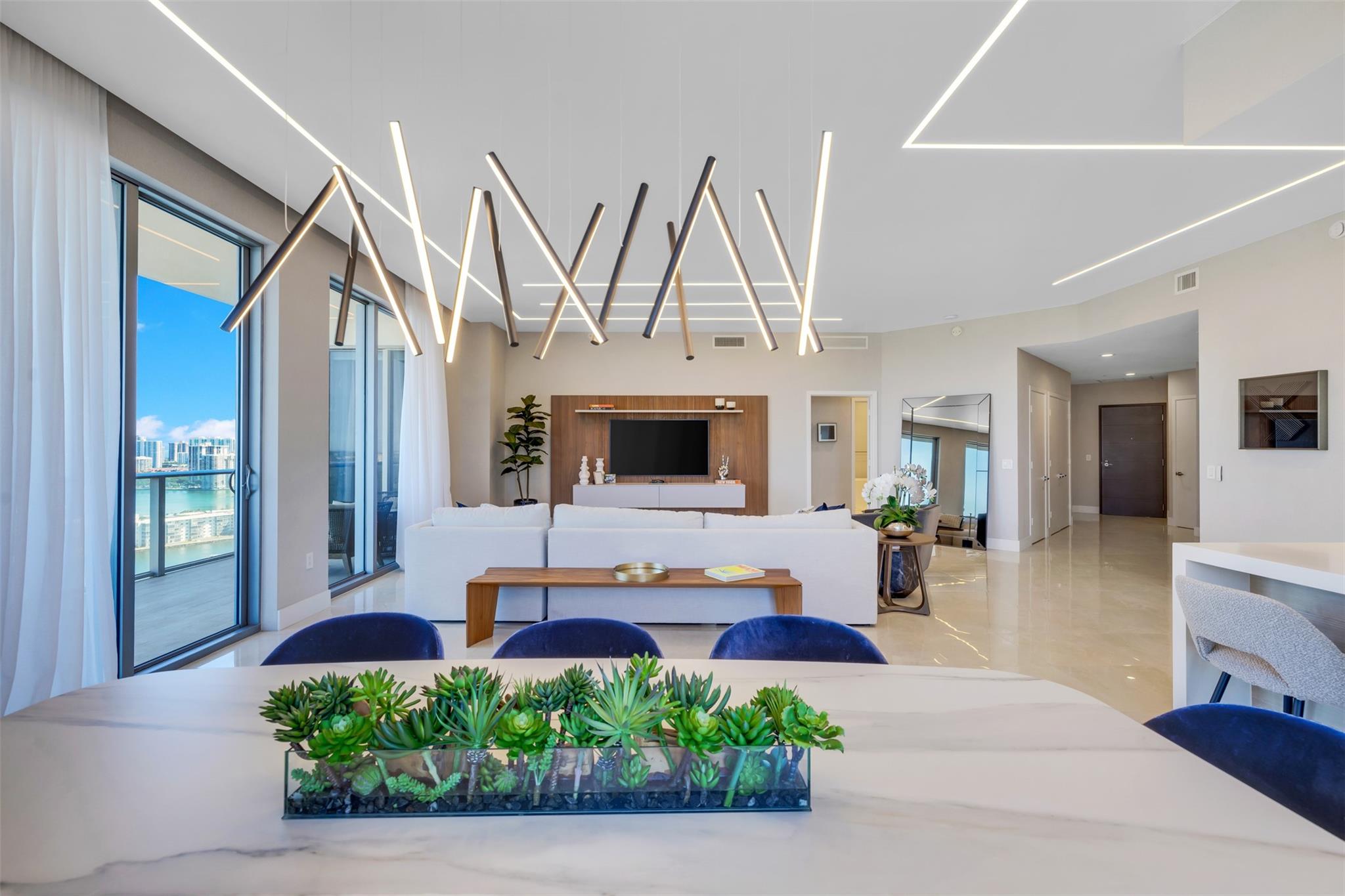 17301 Biscayne Blvd LPH2