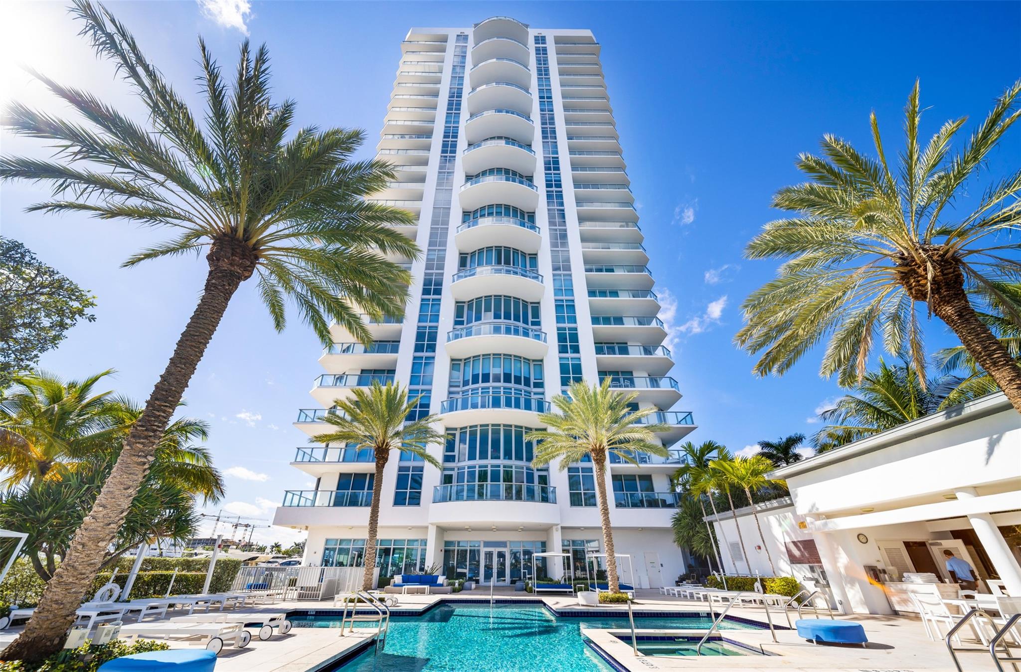 17301 Biscayne Blvd PH 7