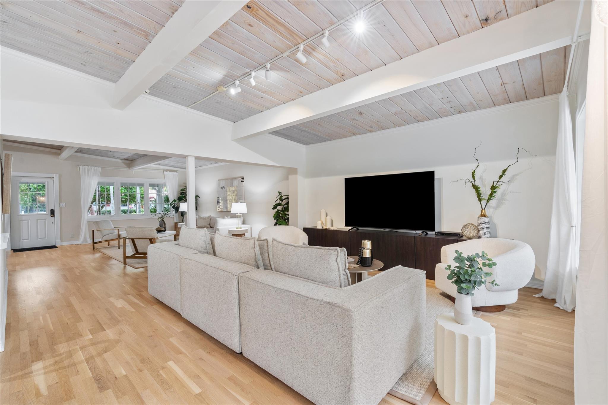 1900 Admirals Way