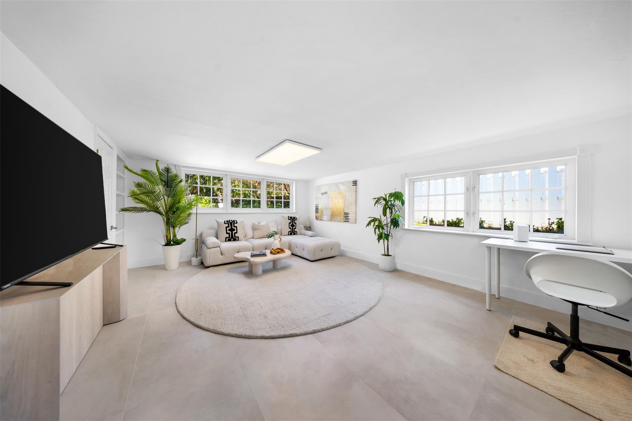 1900 Admirals Way