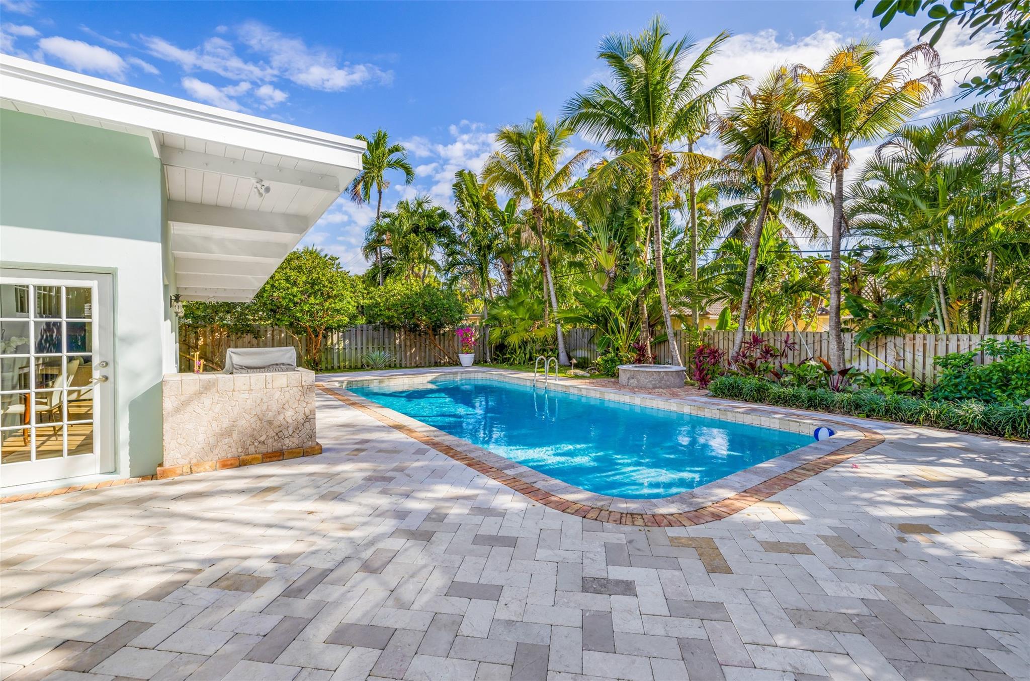 1900 Admirals Way