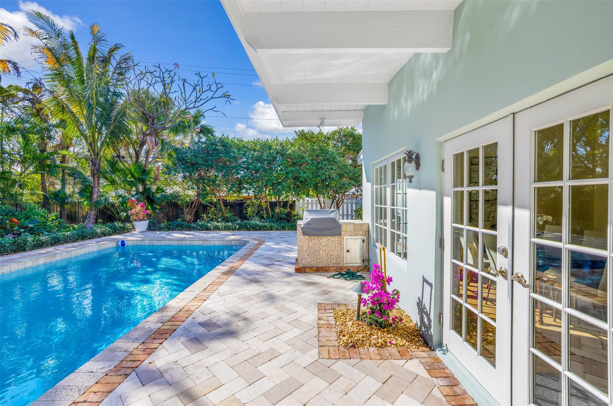 1900 Admirals Way