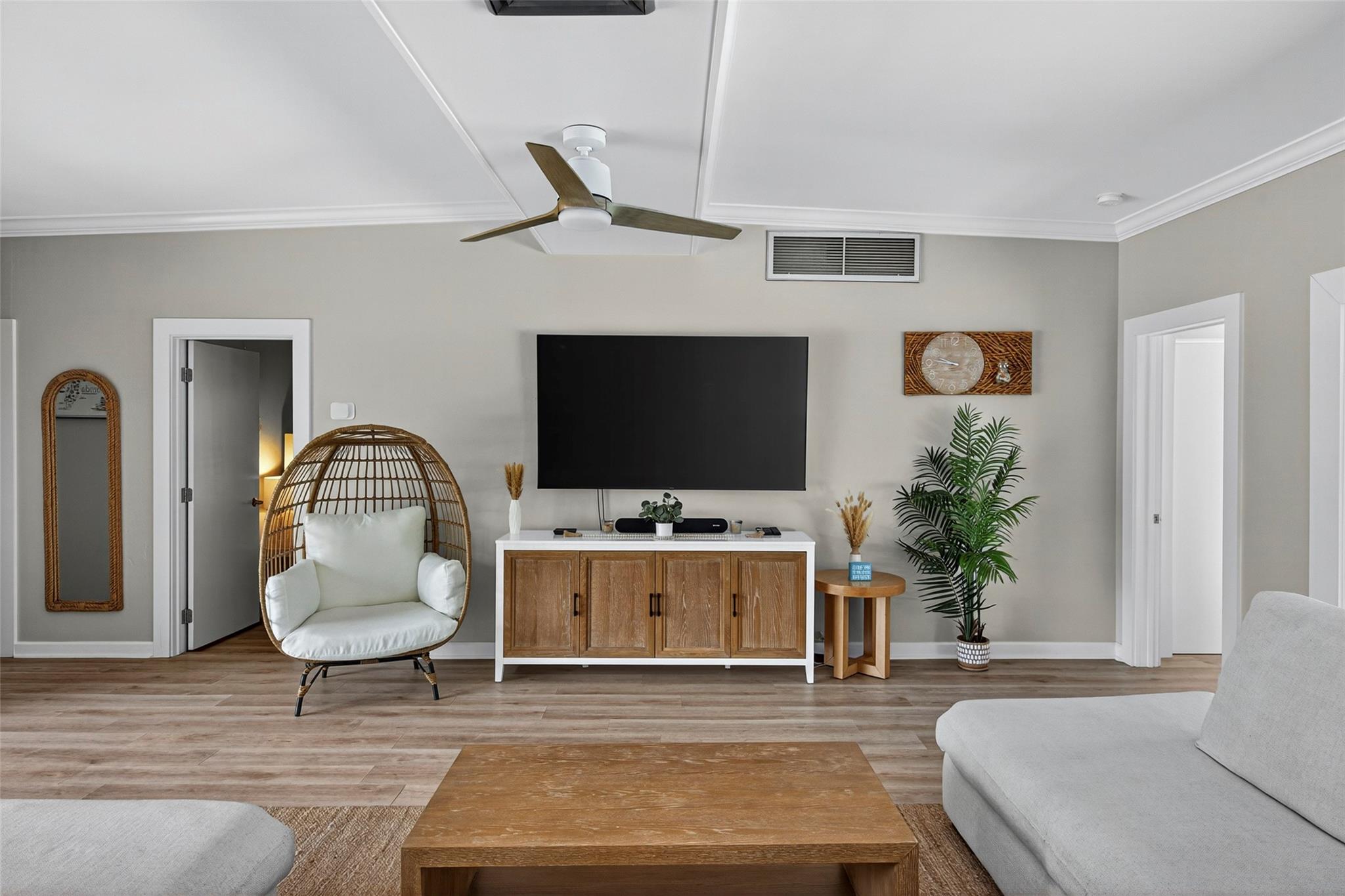 2112 Manatee Drive