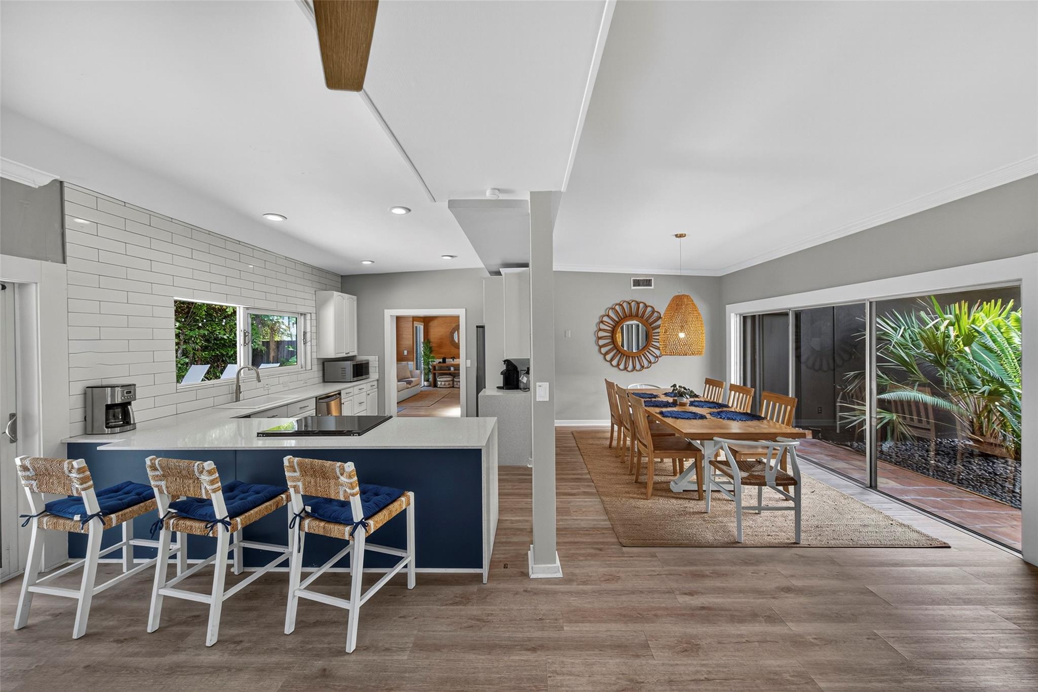 2112 Manatee Drive