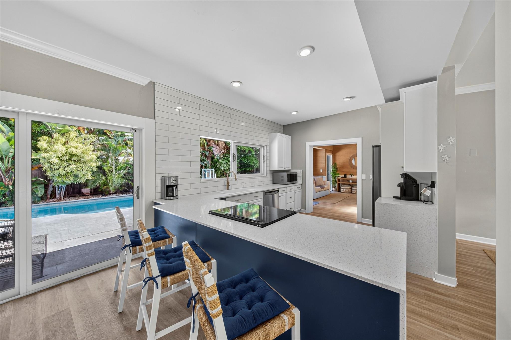 2112 Manatee Drive