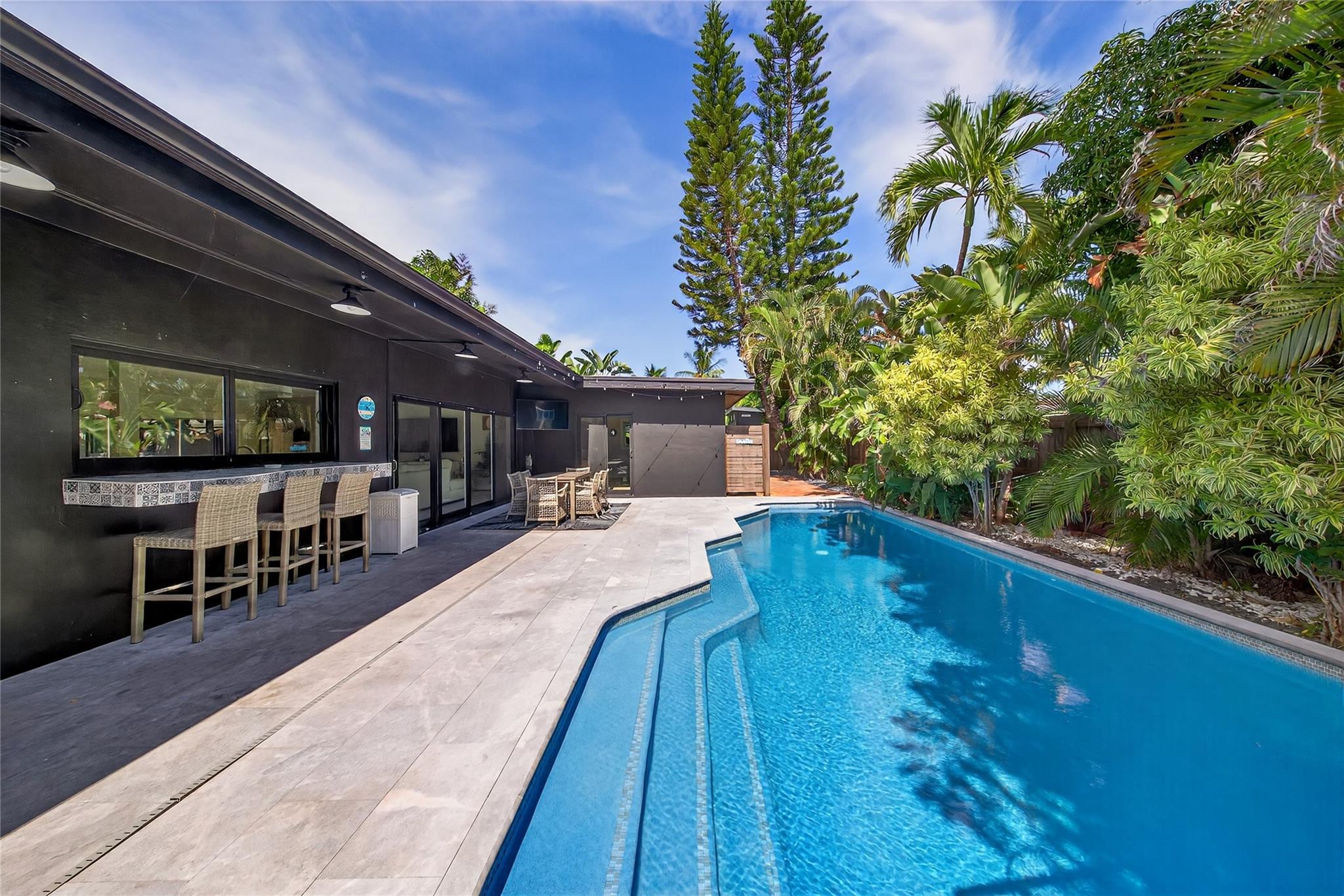 2112 Manatee Drive
