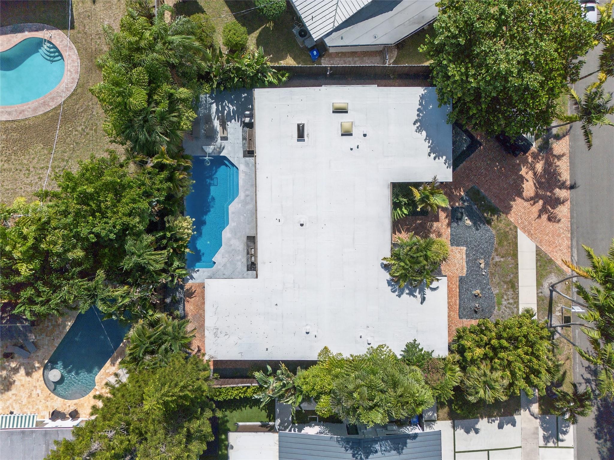 2112 Manatee Drive
