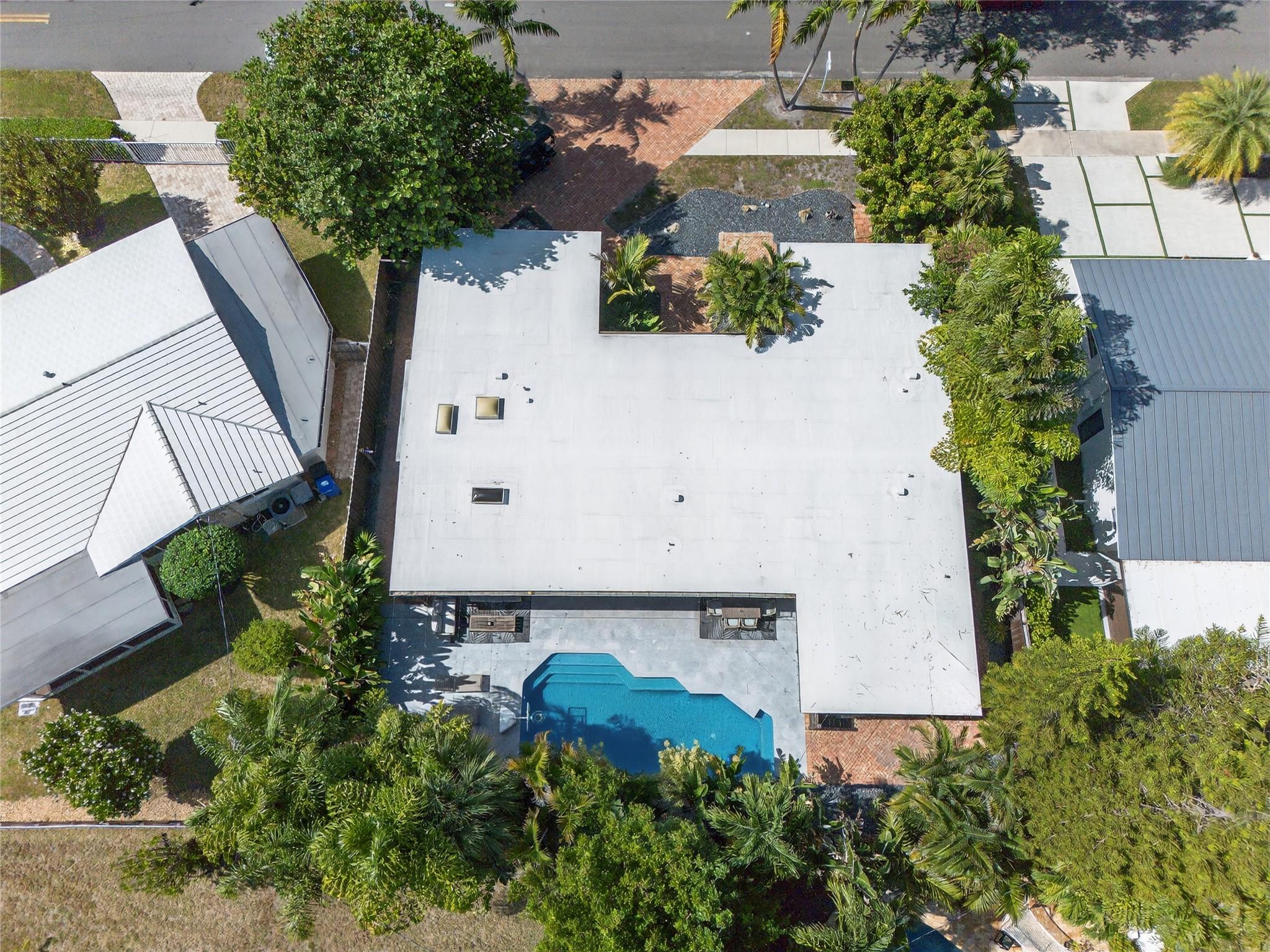 2112 Manatee Drive