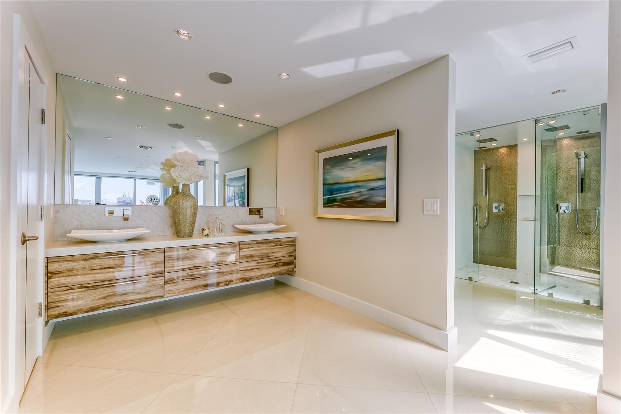 2200 Inlet Drive