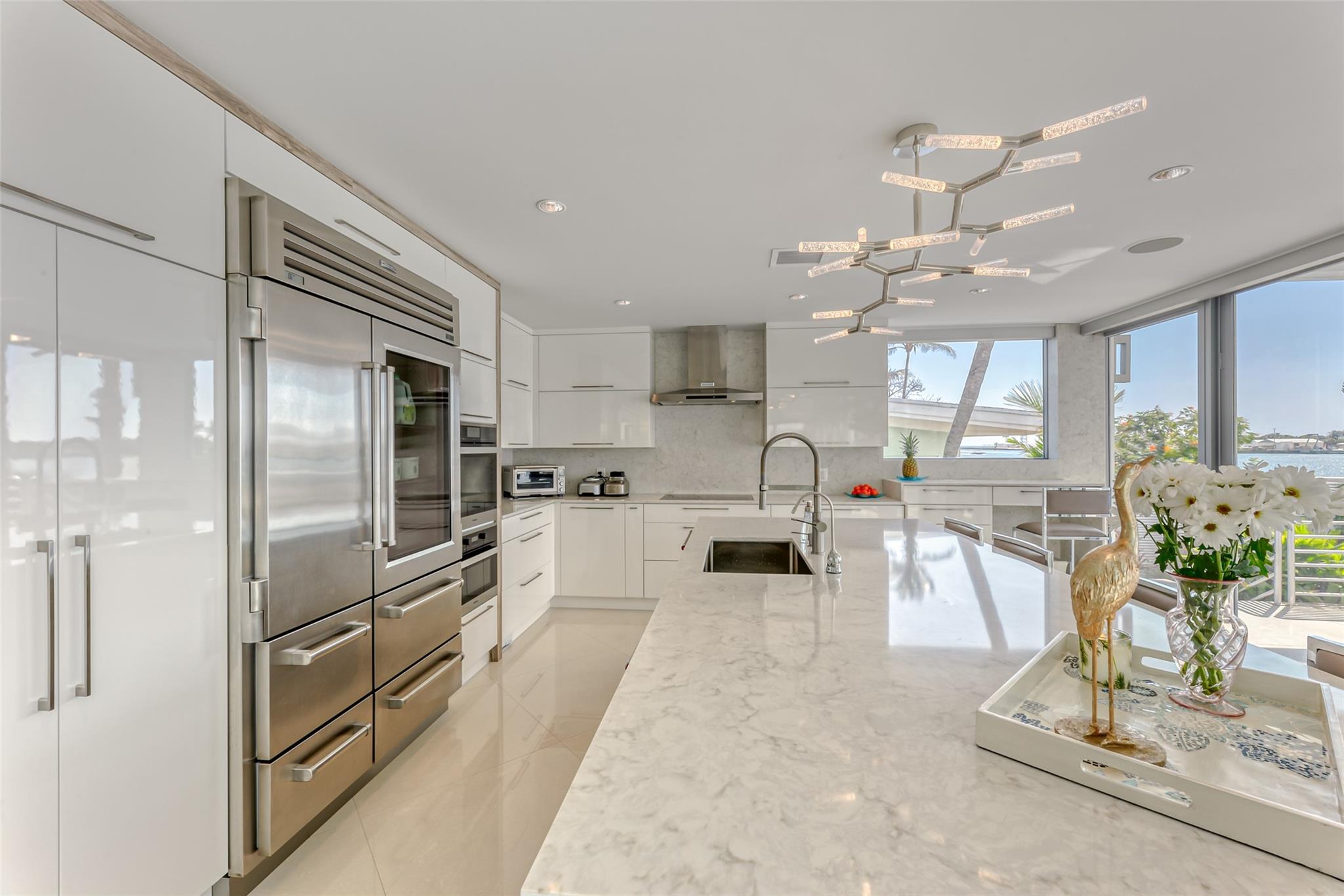 2200 Inlet Drive