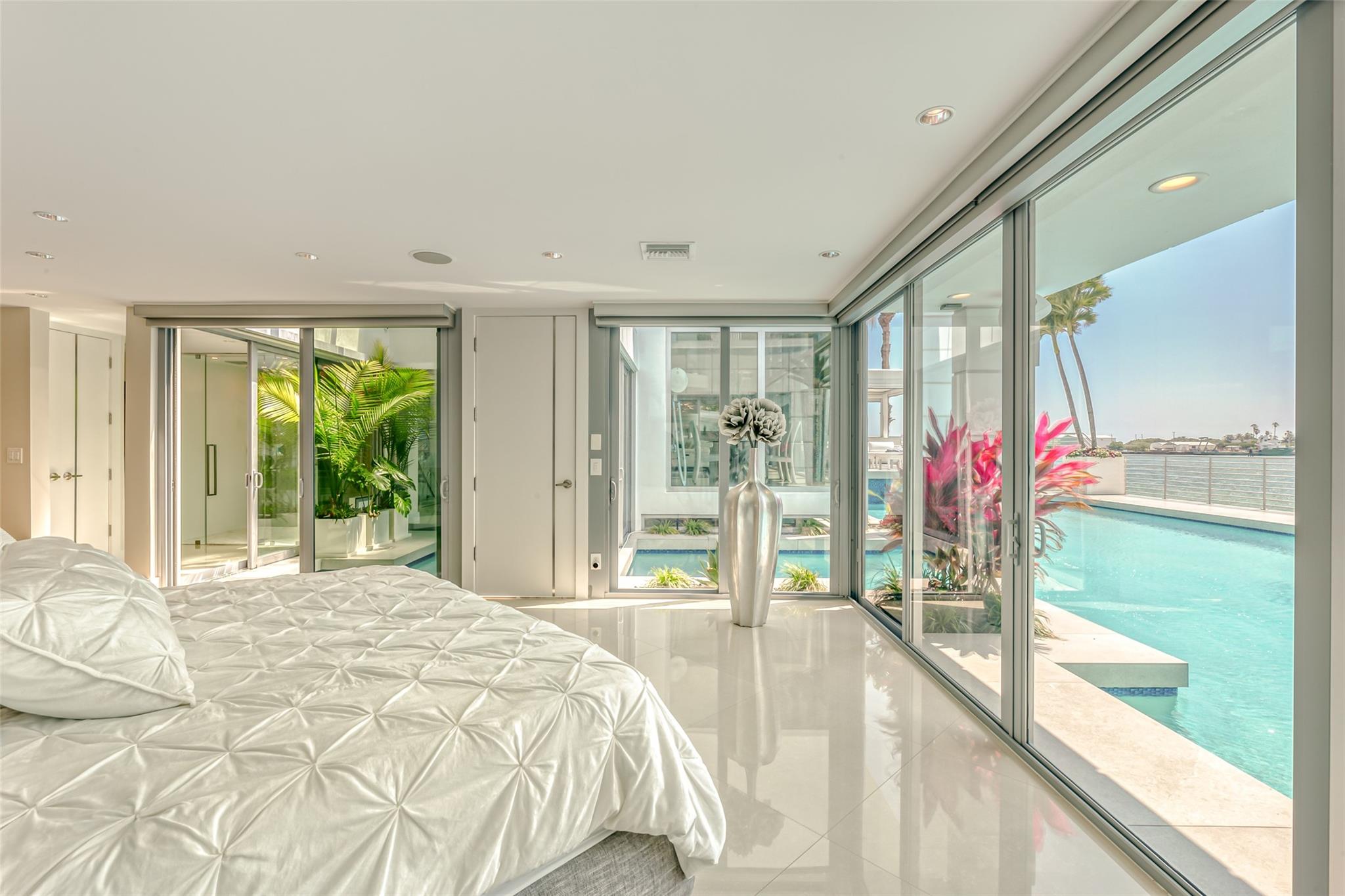 2200 Inlet Drive