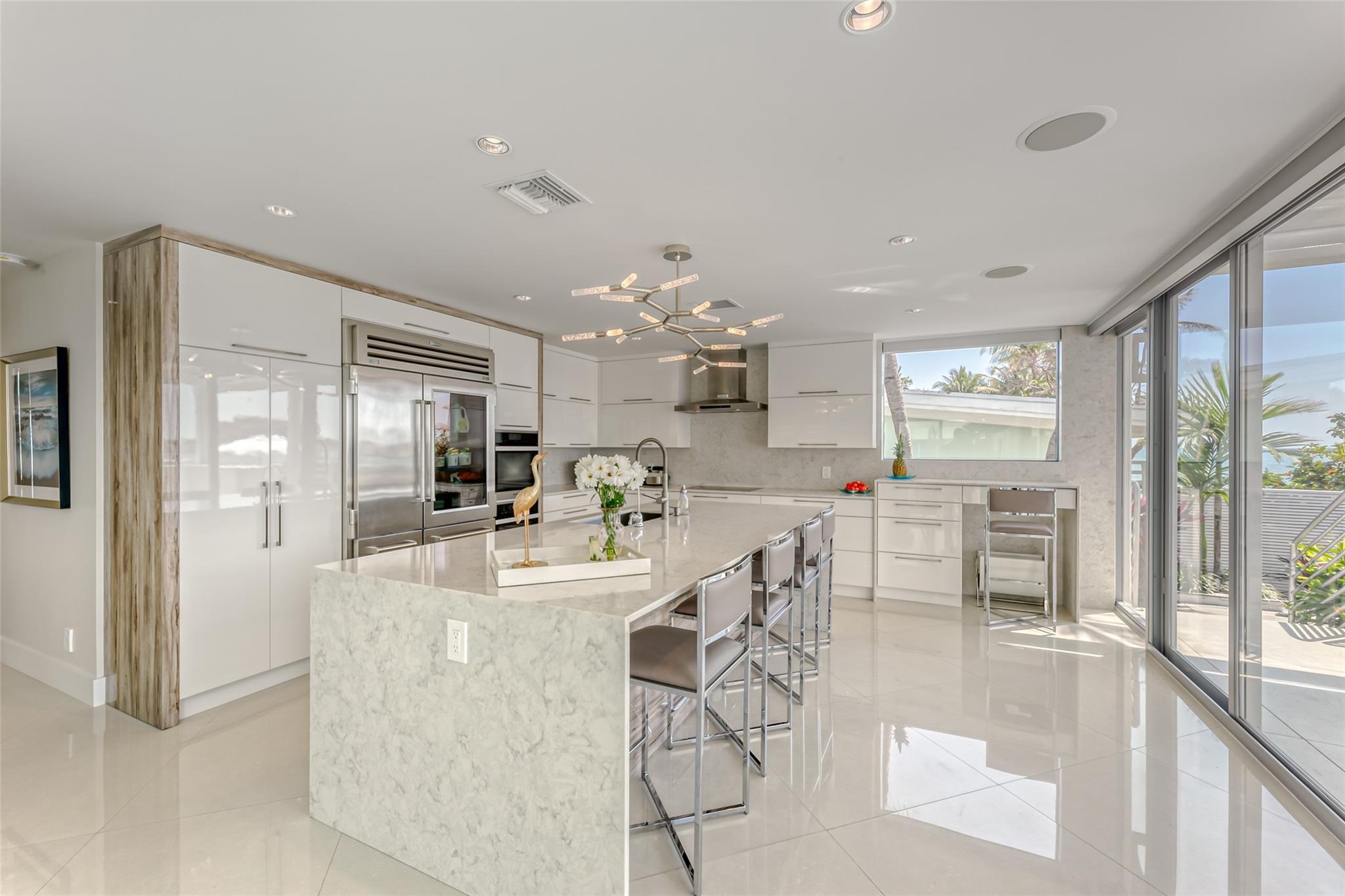 2200 Inlet Drive