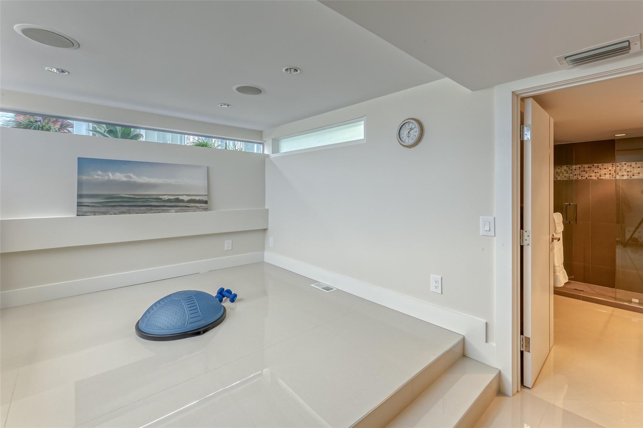 2200 Inlet Drive