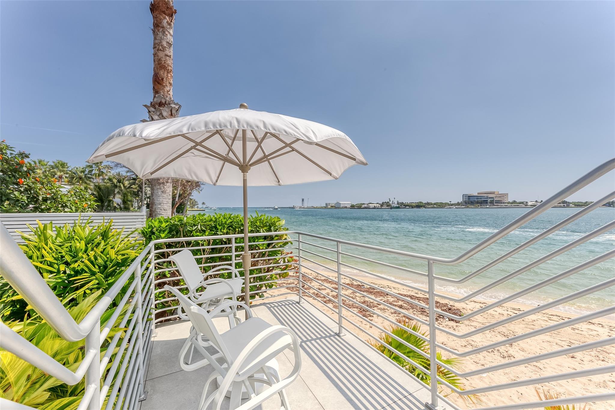 2200 Inlet Drive