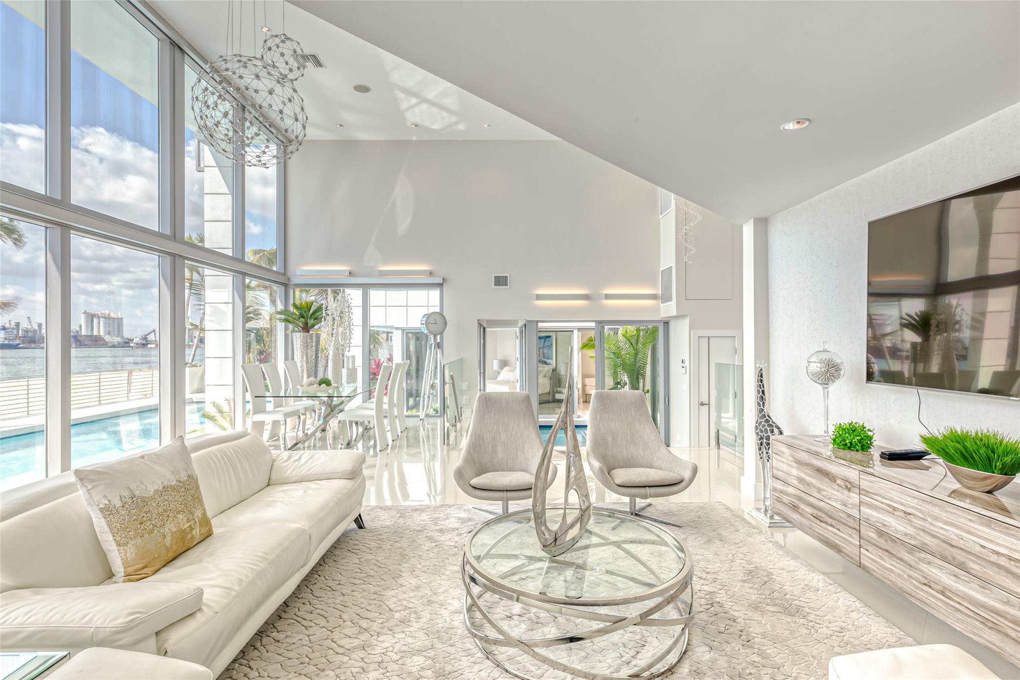 2200 Inlet Drive