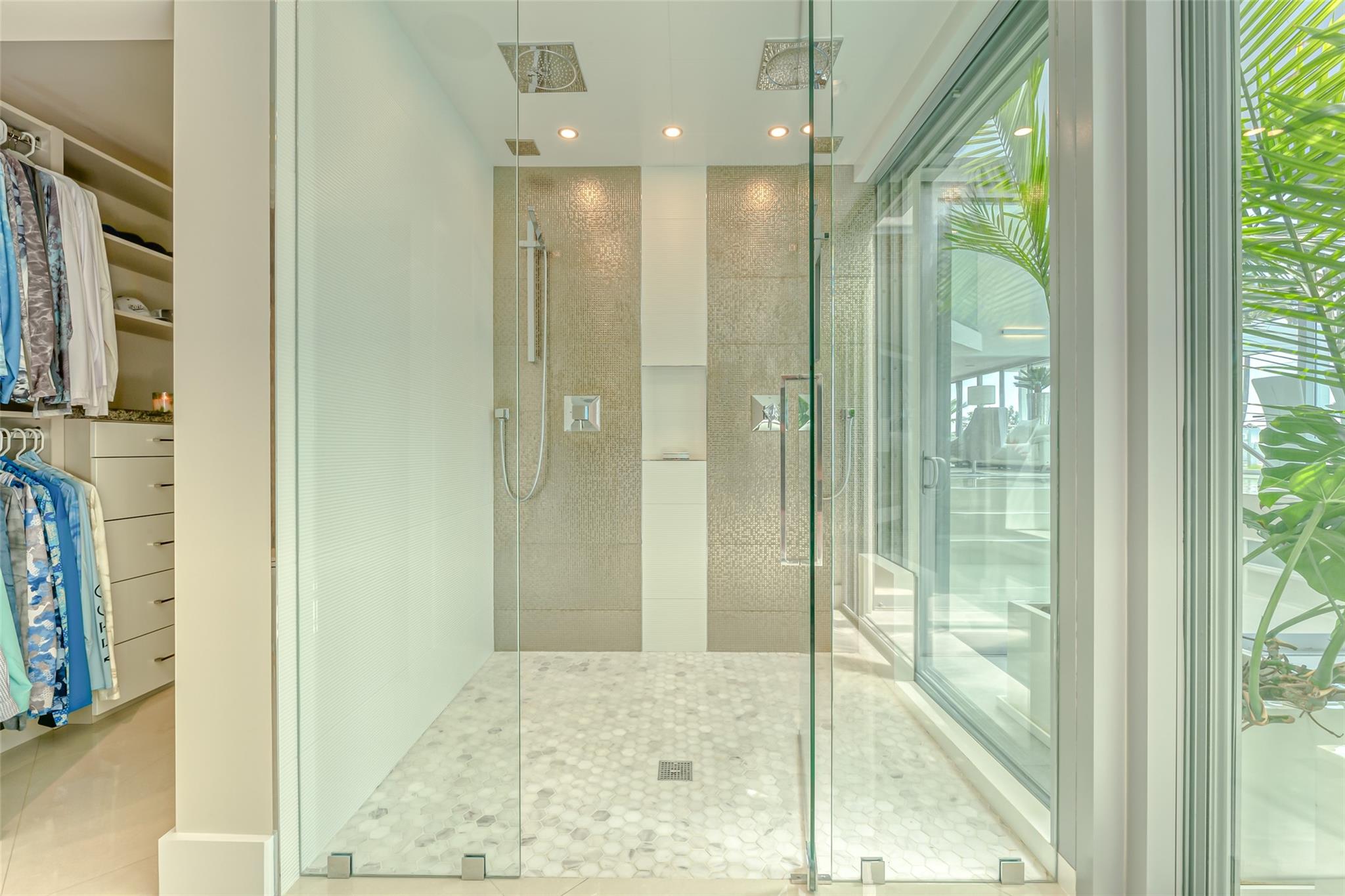 2200 Inlet Drive